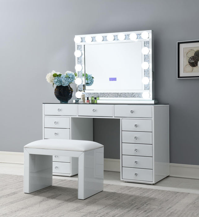 G-315 - Wood Vanity - White