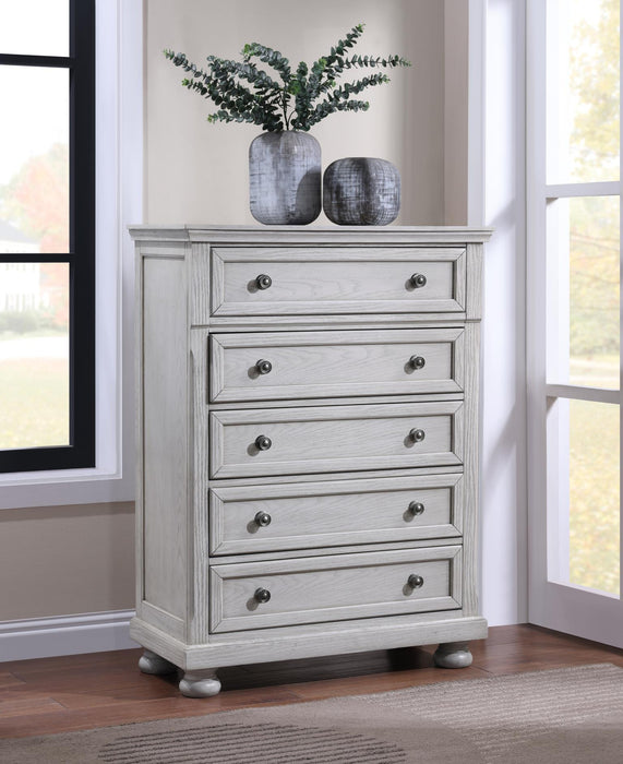 B071 - Chest - White