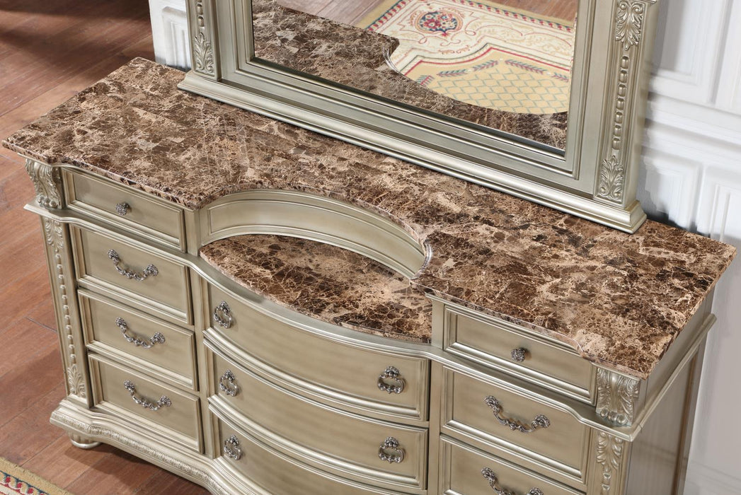 B055 - Dresser - Champagne