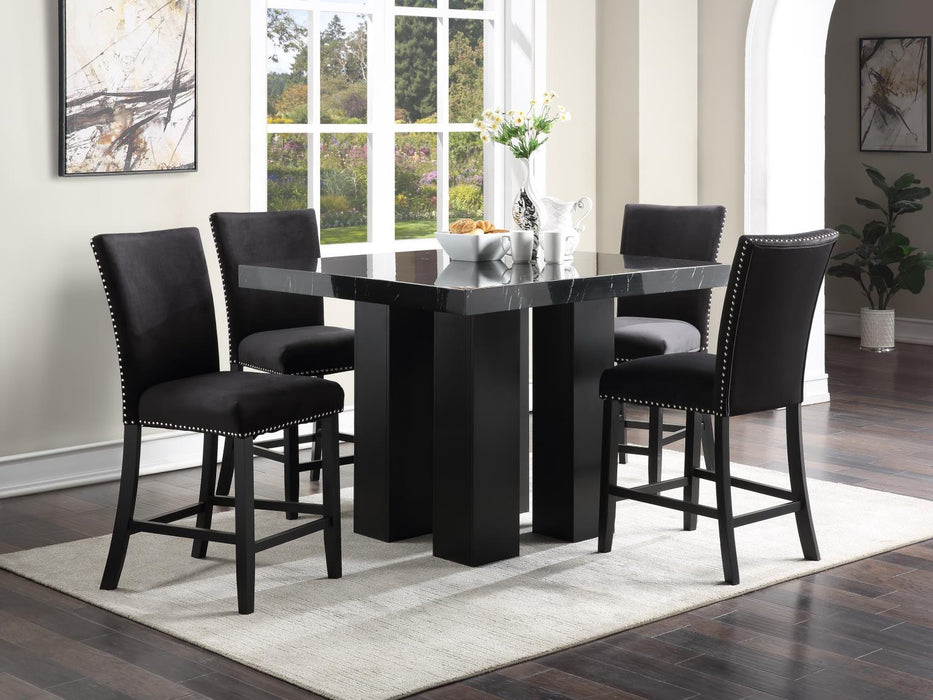 D132 - Dining Room Set