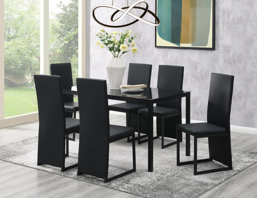 D228 - Dining Room Set