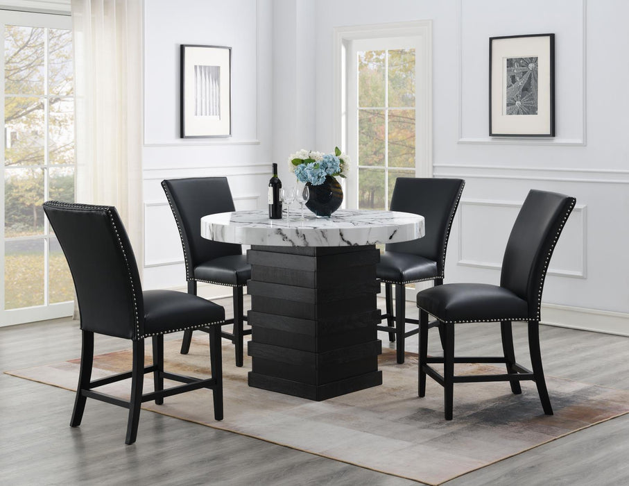 D141 - Dining Room Set With Leather Chairs