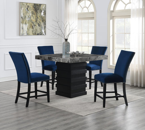D136 - Dining Room Set