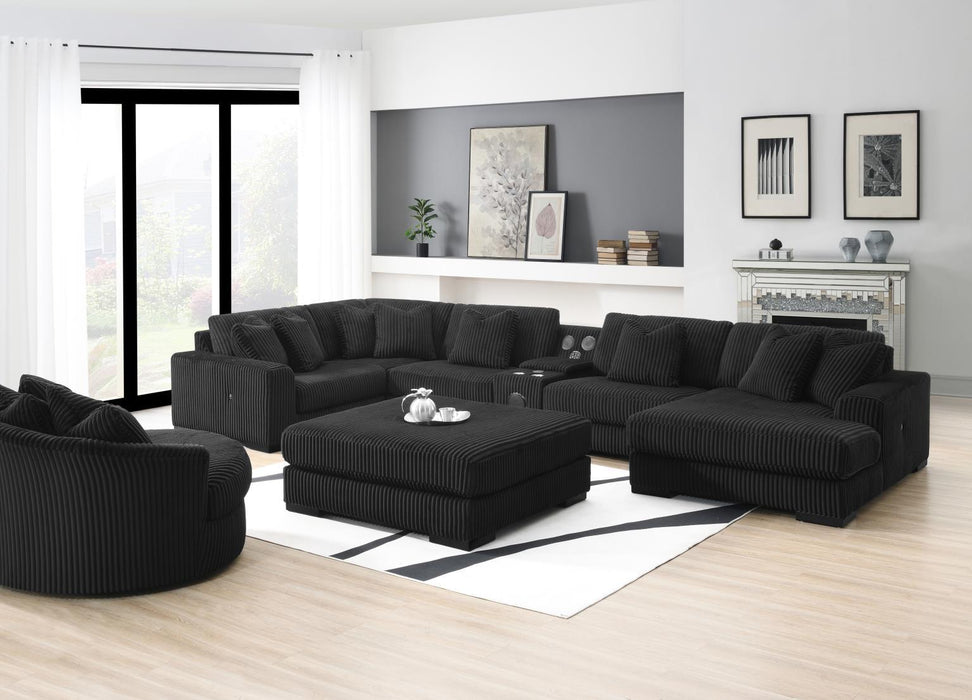 U242 - 7 Piece Setional With Right Chaise (1 RAF Chaise + 3 Armless Chair + 1 LAF + 1 Wedge + 1 Console) - Without Ottoman - Black