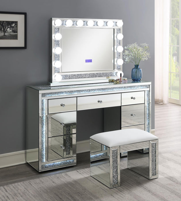 G-320 - Glamour Vanity