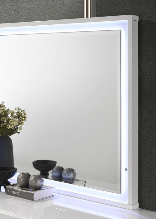 B121 - LED Mirror - White