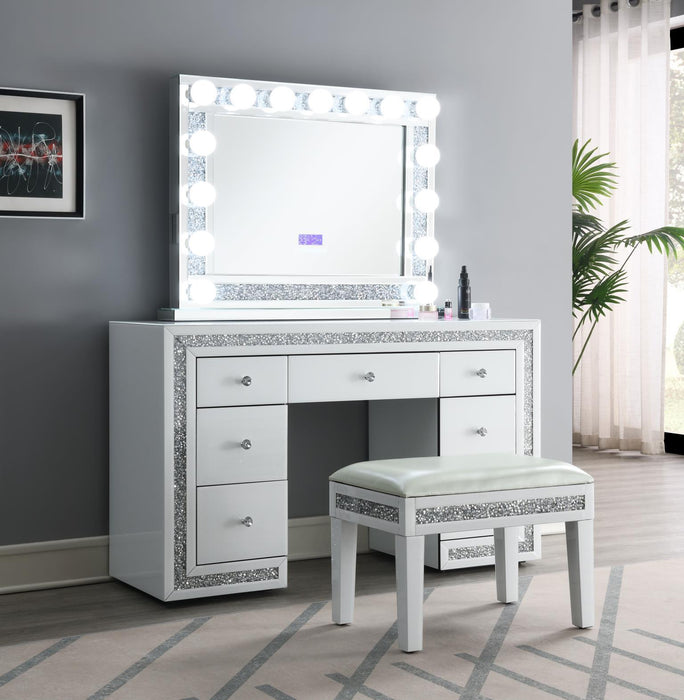 G-325 - Wood Vanity - White