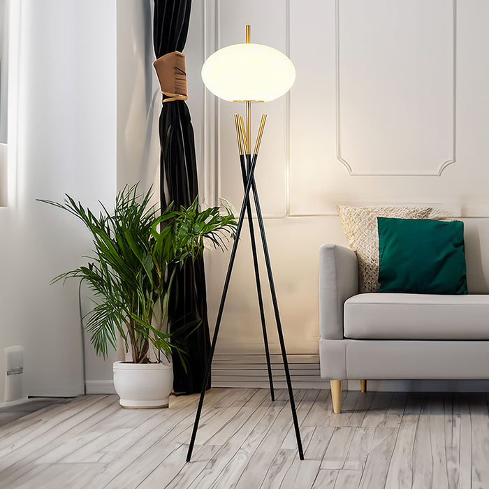 Floor Lamp - Black / Gold