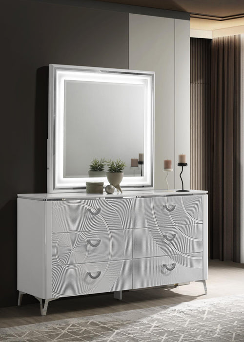 B119 - Dresser - White