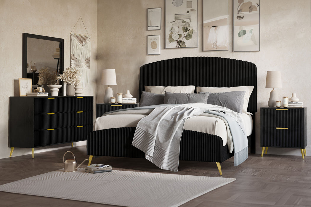 Kailani - 6/0 Western King 5 Piece Bedroom Set (Bed, Dresser, Mirror, 2 Nightstands) - Black