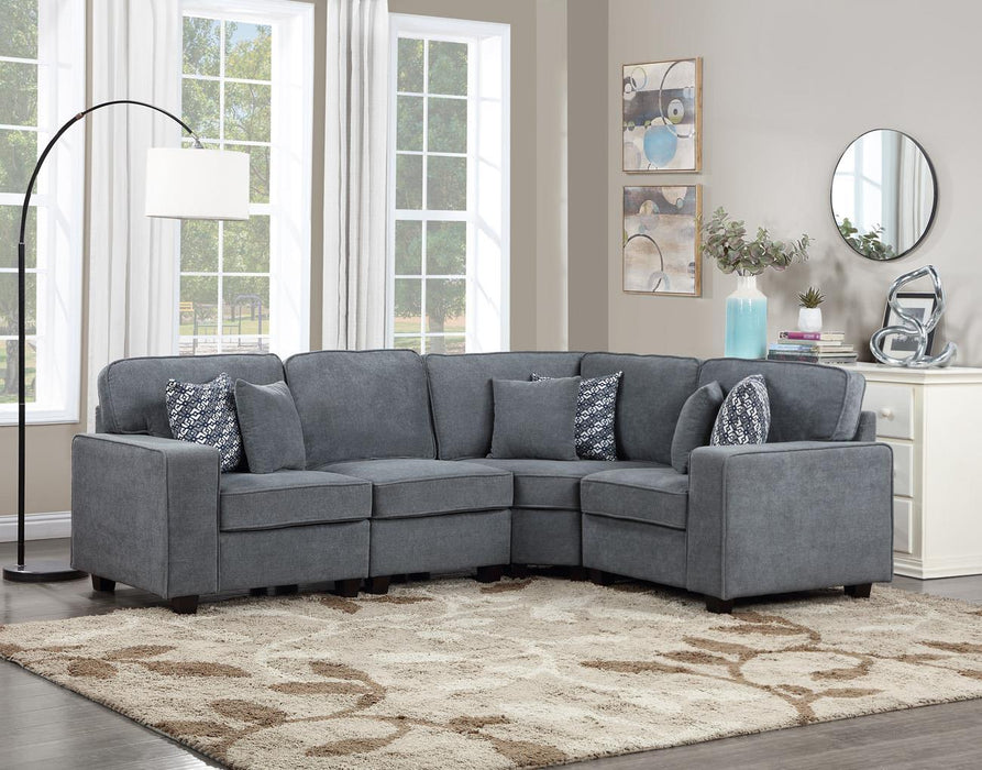 U279 - Sectional