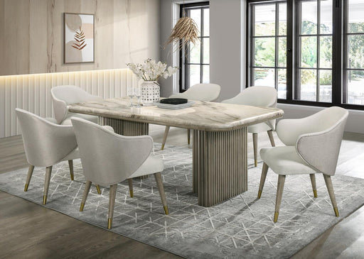 D070 - Dining Room Set