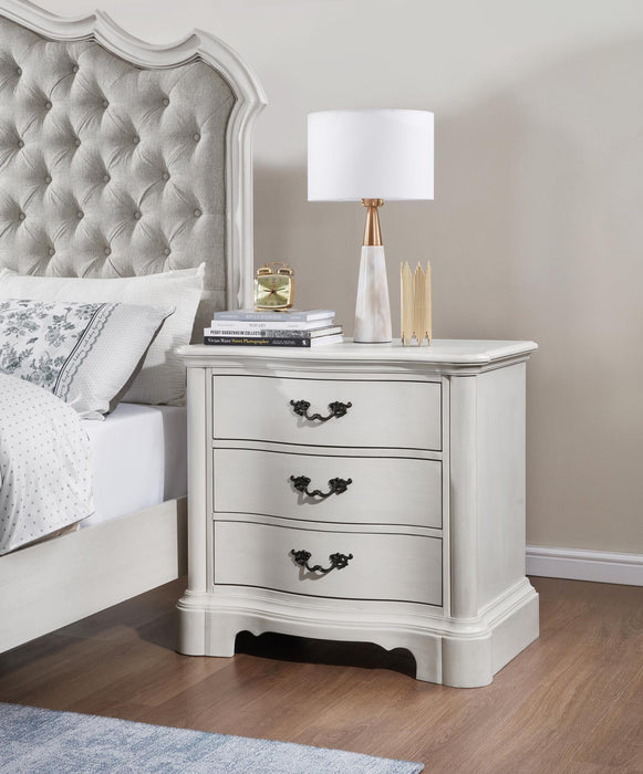 B072 - Nightstand - Antique White