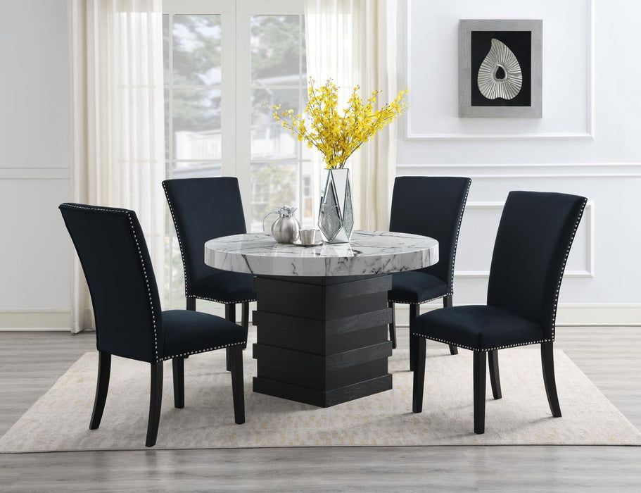 D142 - Dining Room Set