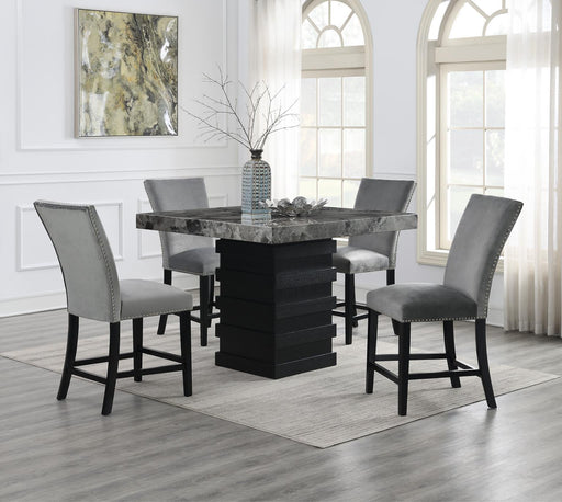 D136 - Dining Room Set