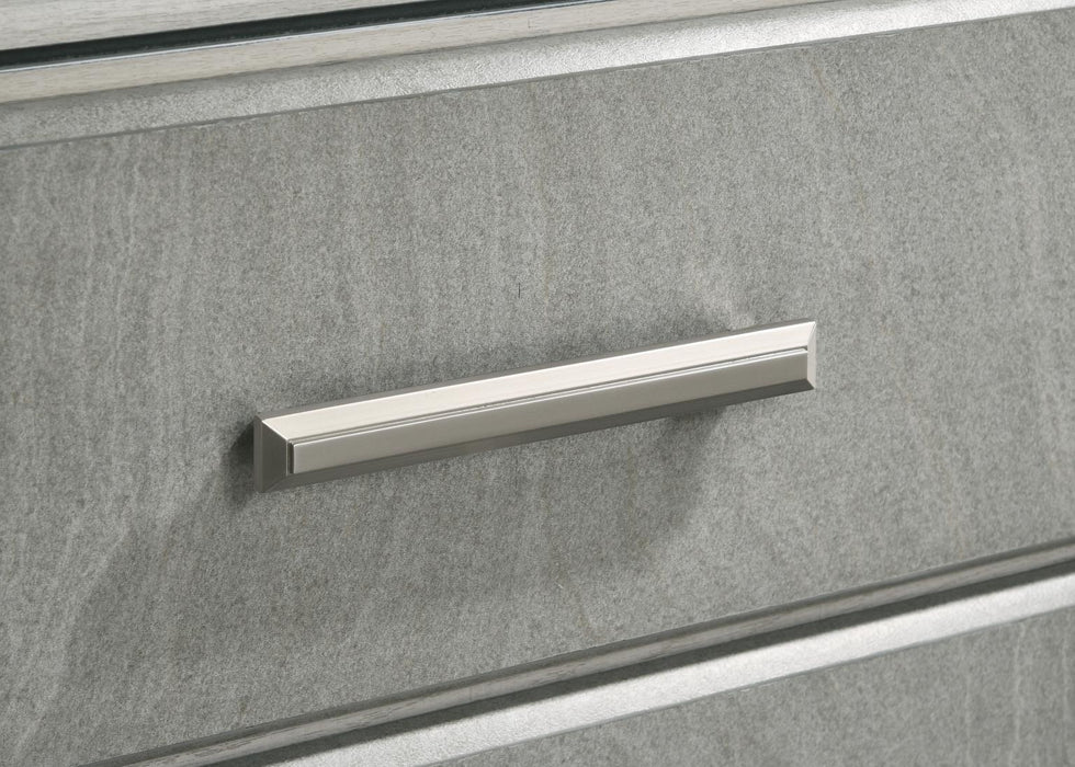 B261 - Dresser - Light Beige / Dove Gray