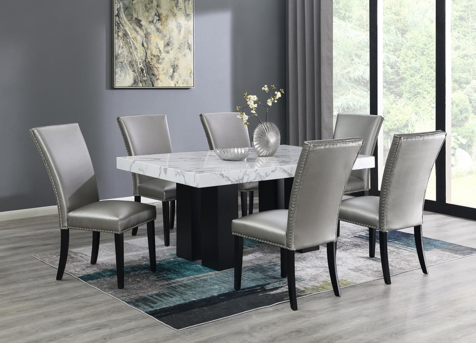 D131 - Dining Room Set