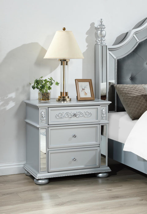 B092 - Nightstand - Gray