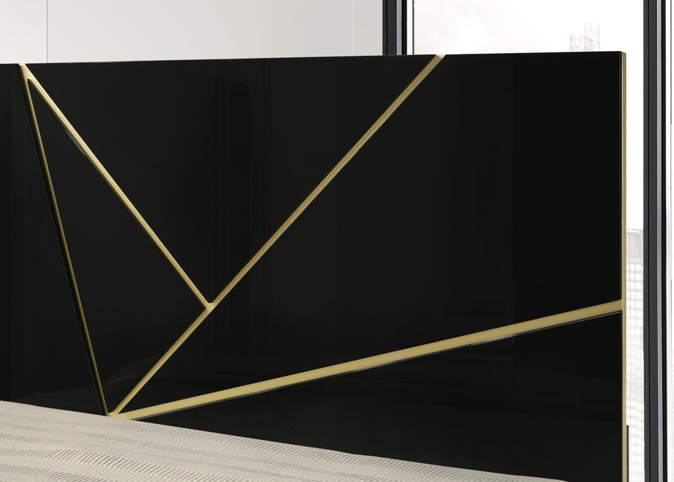 B120 - Dresser - Black