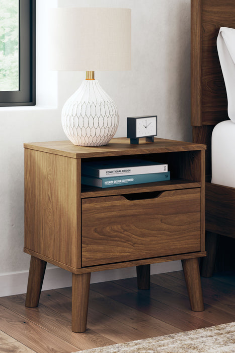 Fordmont - Auburn - One Drawer Night Stand